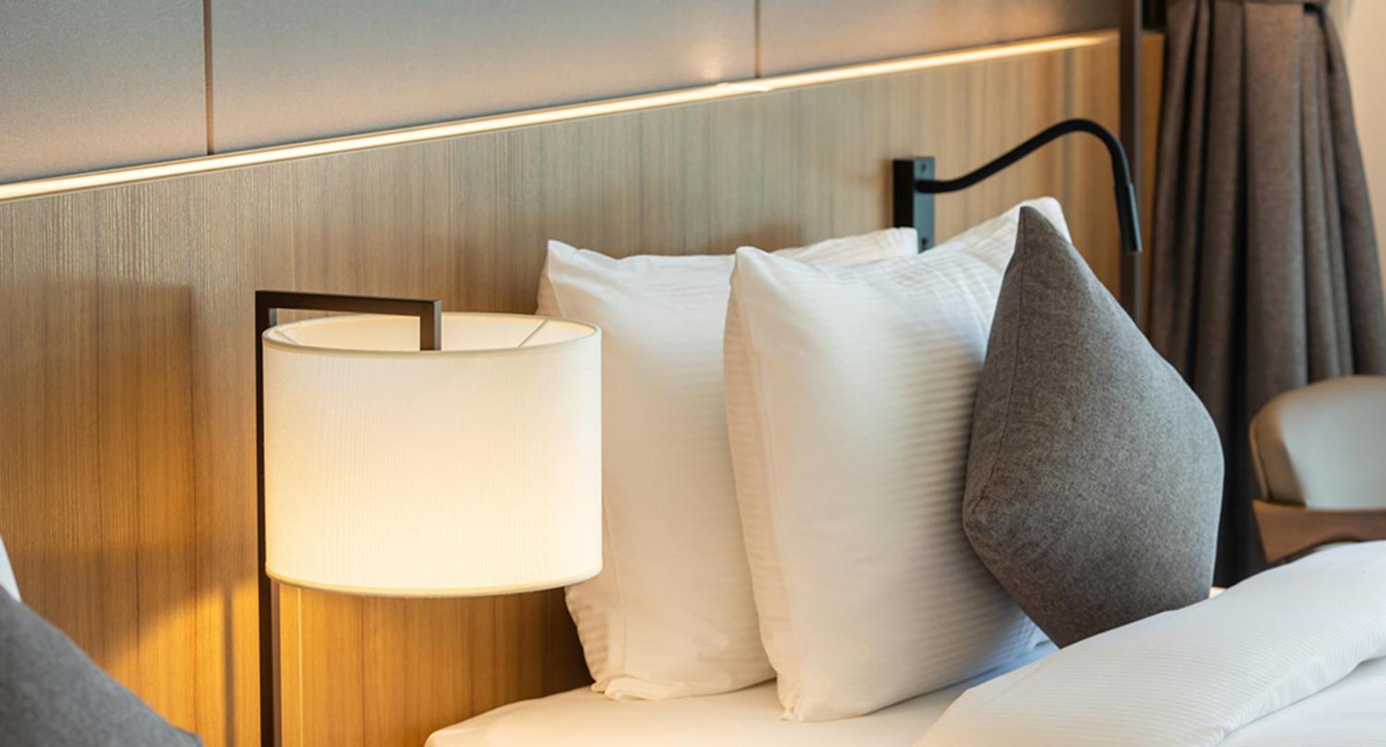 מלון Ramada Plaza By Wyndham Dolsan יאוסו מראה חיצוני תמונה